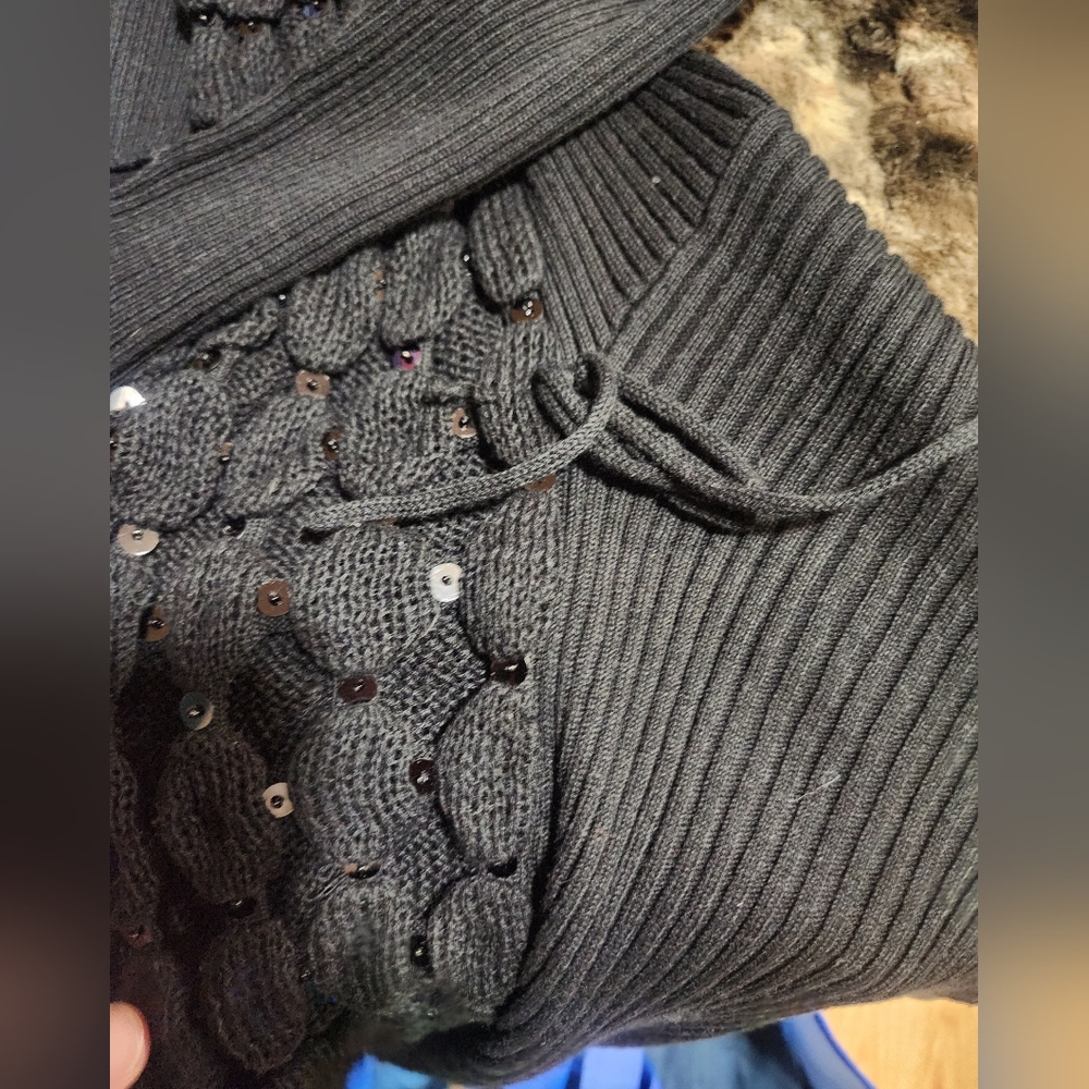 Belldini Elegant Black Women's Sweater Size L - Picture 3 of 15